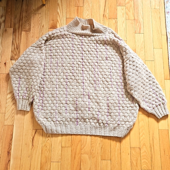 Hand knit sweater with colorful stitching - Picture 2 of 4
